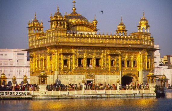 Amritsar-Golden-Temple-india-20677114-570-370